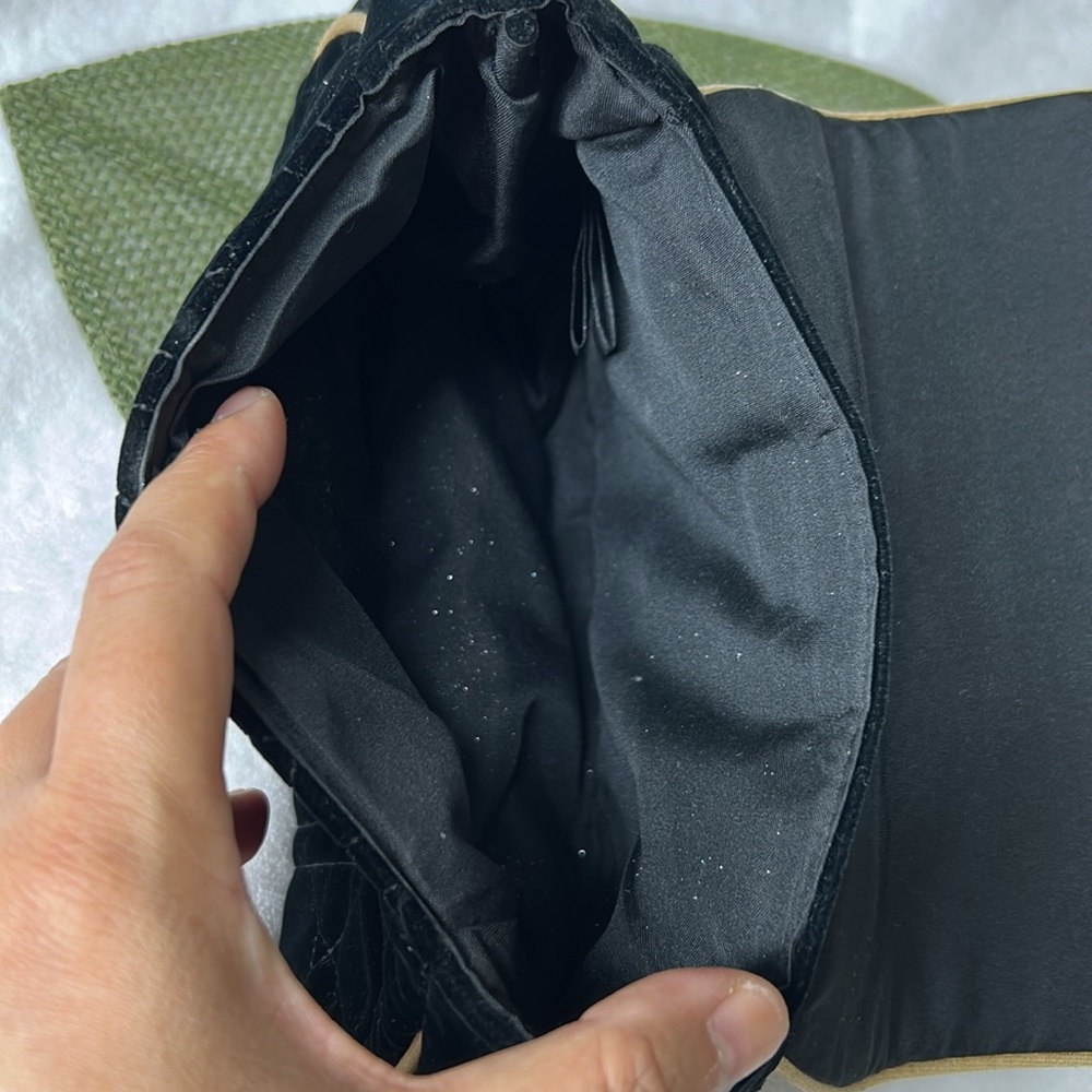 🖤Dior Parfums Black velvet pouch - Picture 8 of 14